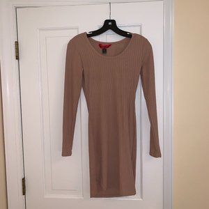 Longsleeve bodycon dress